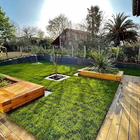 Haurren Zoriona - Maison Basque Moderne Climatisee Avec Jacuzzi * Saint-Pee-sur-Nivelle