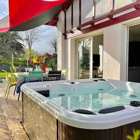 Holiday home Haurren Zoriona - Maison Basque Moderne Climatisee Avec Jacuzzi *