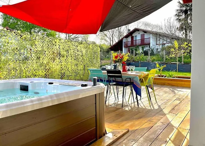 Haurren Zoriona - Maison Basque Moderne Climatisée Avec Jacuzzi *