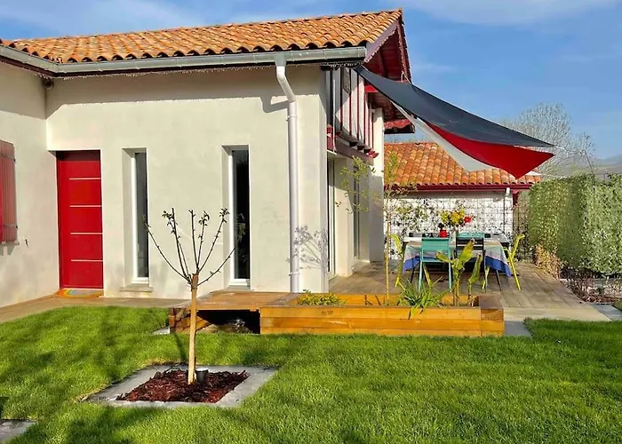 Haurren Zoriona - Maison Basque Moderne Climatisee Avec Jacuzzi بيت للعطل