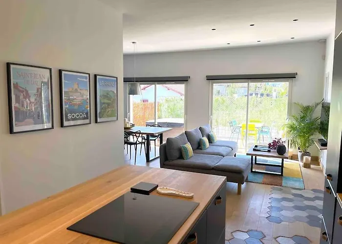 Сasa de vacaciones Haurren Zoriona - Maison Basque Moderne Climatisée Avec Jacuzzi Saint-Pée-sur-Nivelle