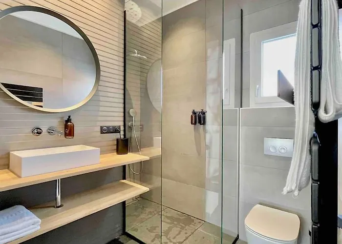 Haurren Zoriona - Maison Basque Moderne Climatisee Avec Jacuzzi Semesterbostad