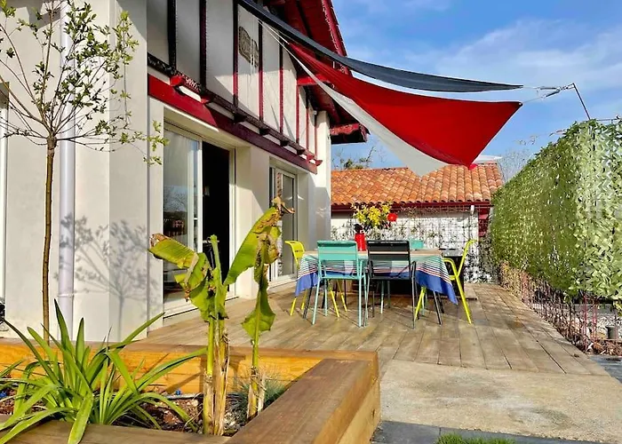 Haurren Zoriona - Maison Basque Moderne Climatisée Avec Jacuzzi * Saint-Pée-sur-Nivelle